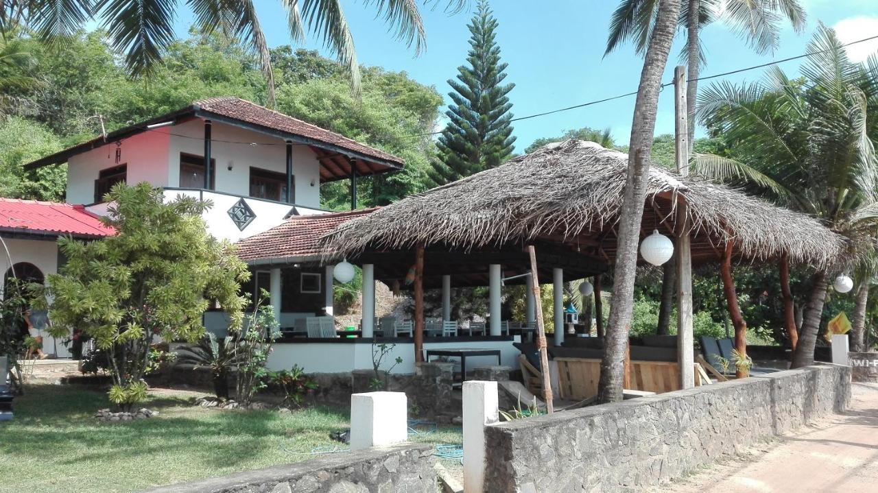 Sunchaser Beach Hotel แทนกาลเล ภายนอก รูปภาพ